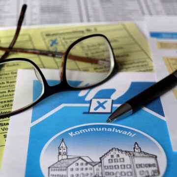 Thumbnail for Area Election Officials Switch To Electronic Voting Machines To Counter Concerns About Vote Determinism